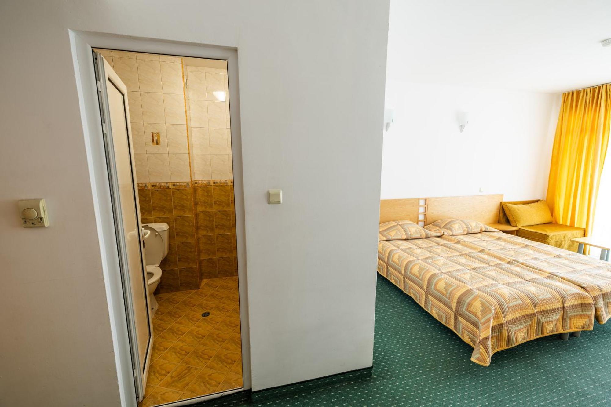 Hotel Slavyanski Slantschew brjag Exterior foto