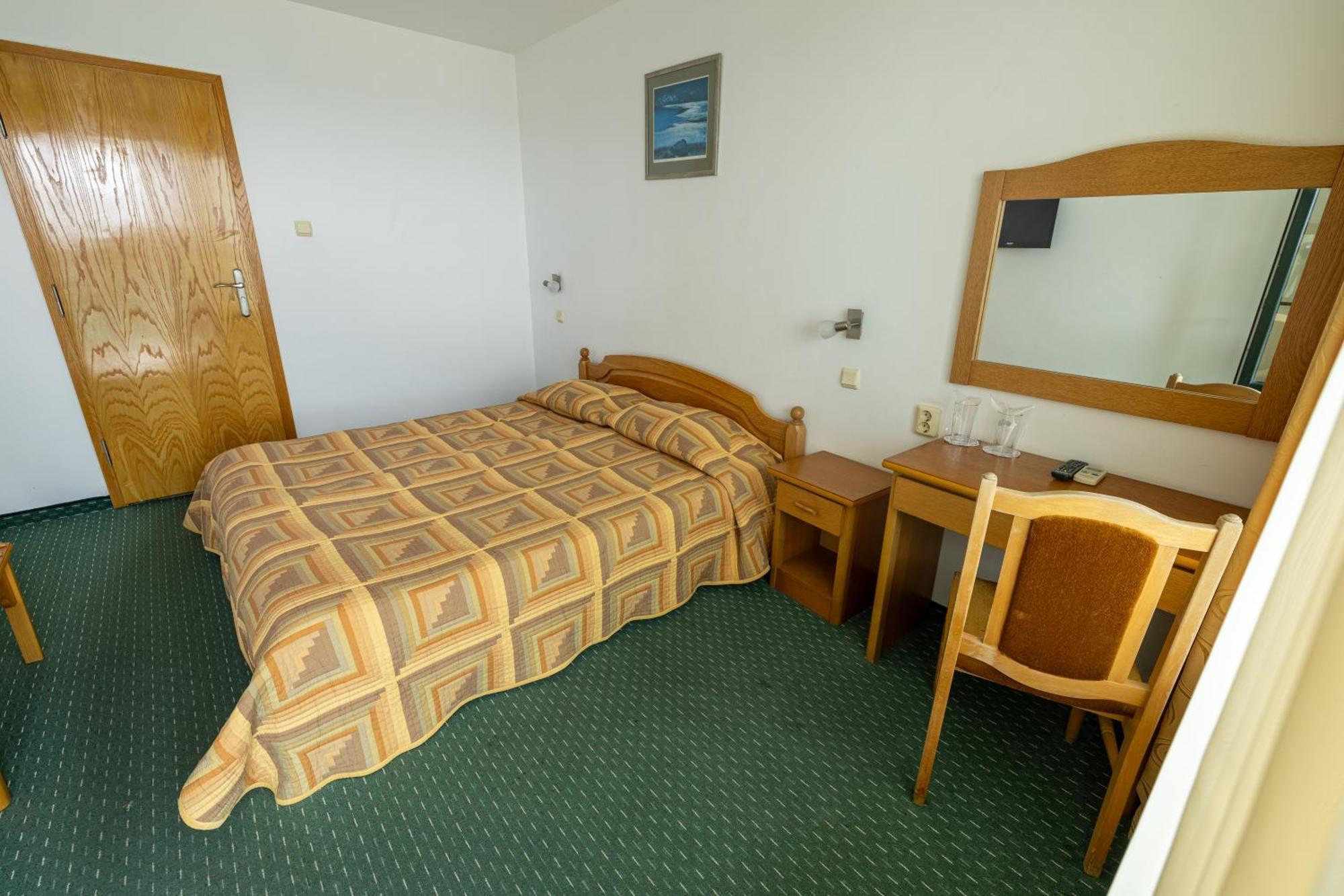 Hotel Slavyanski Slantschew brjag Exterior foto